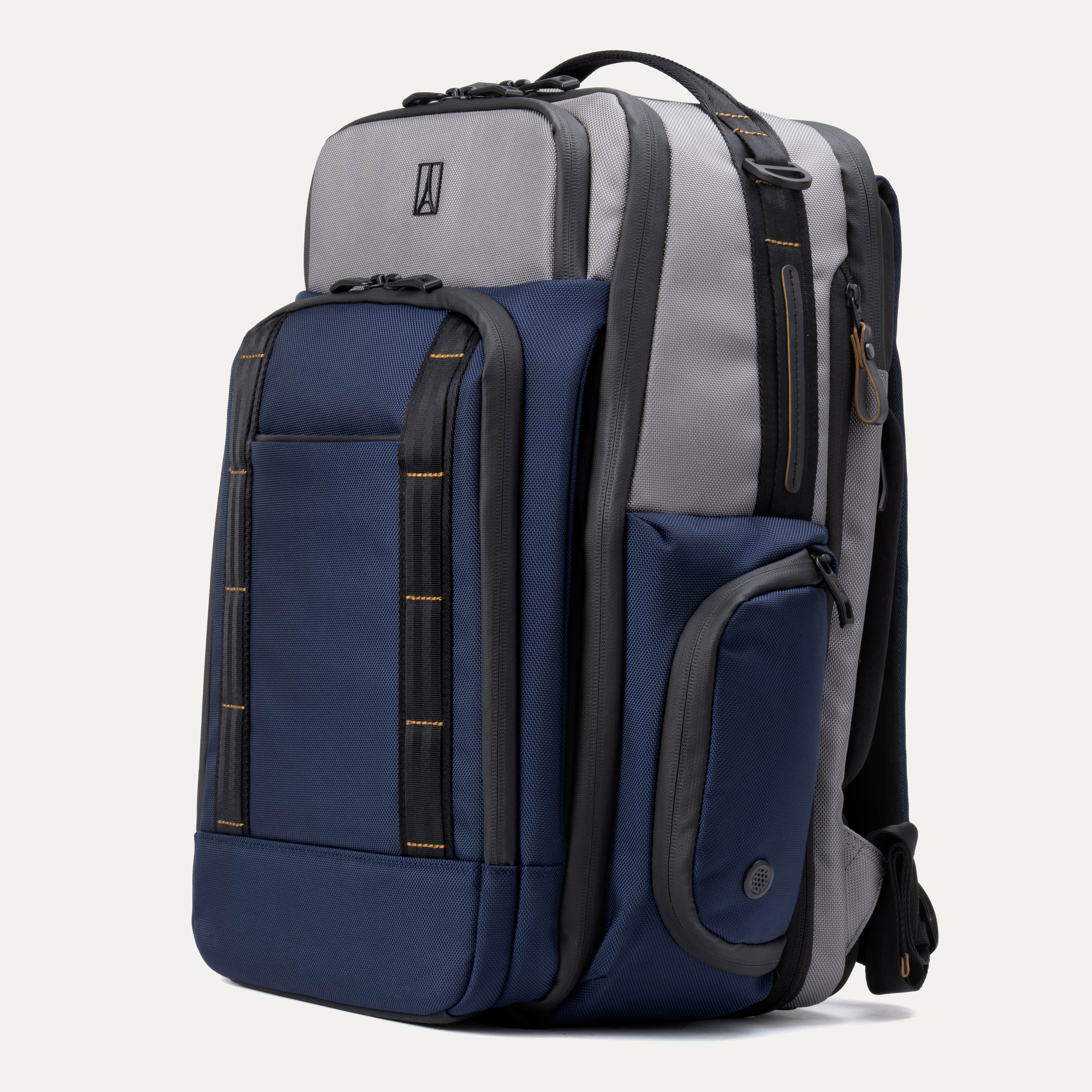 Travelpro® Altitude™ Large Expandable Laptop Backpack 30-36L (46 x 38 x 24 cm) - Image 27