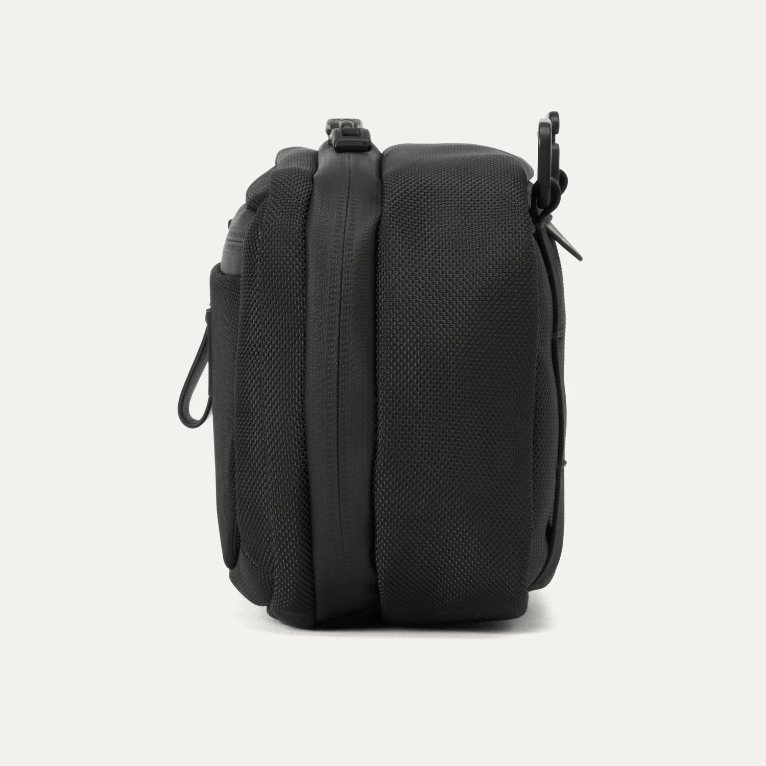 Travelpro® Altitude™ Organisation Kit (13 x 23 x 8 cm) - Image 25