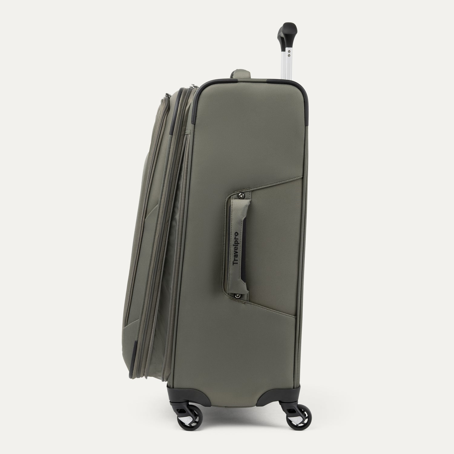 Maxlite® 5 Medium Expandable Soft Shell Spinner 69cm (69 x 47 x 29 cm) - Image 38