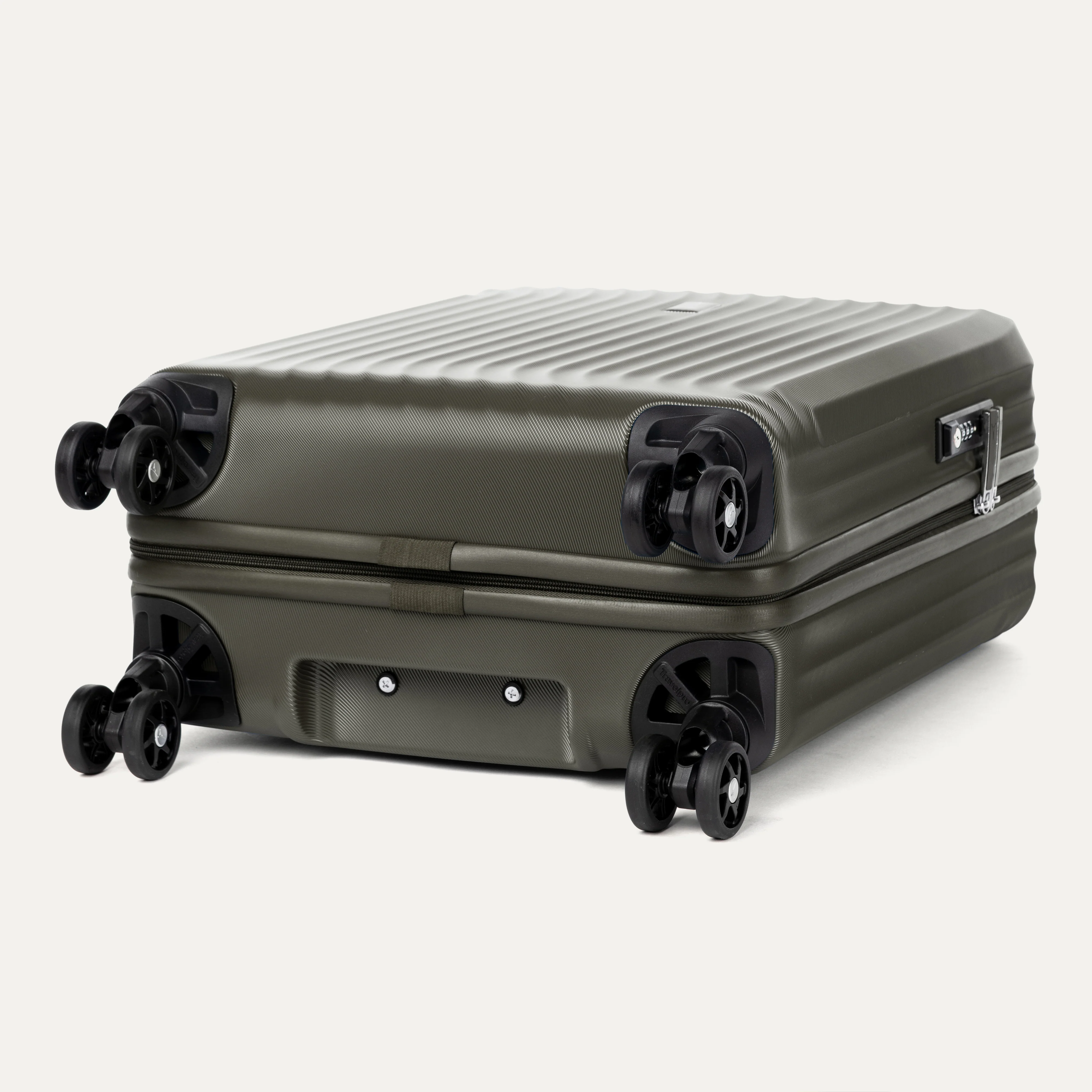 Maxlite® Air Slim Cabin Hard Shell Spinner 55cm (55 x 40 x 20 cm) - Image 13