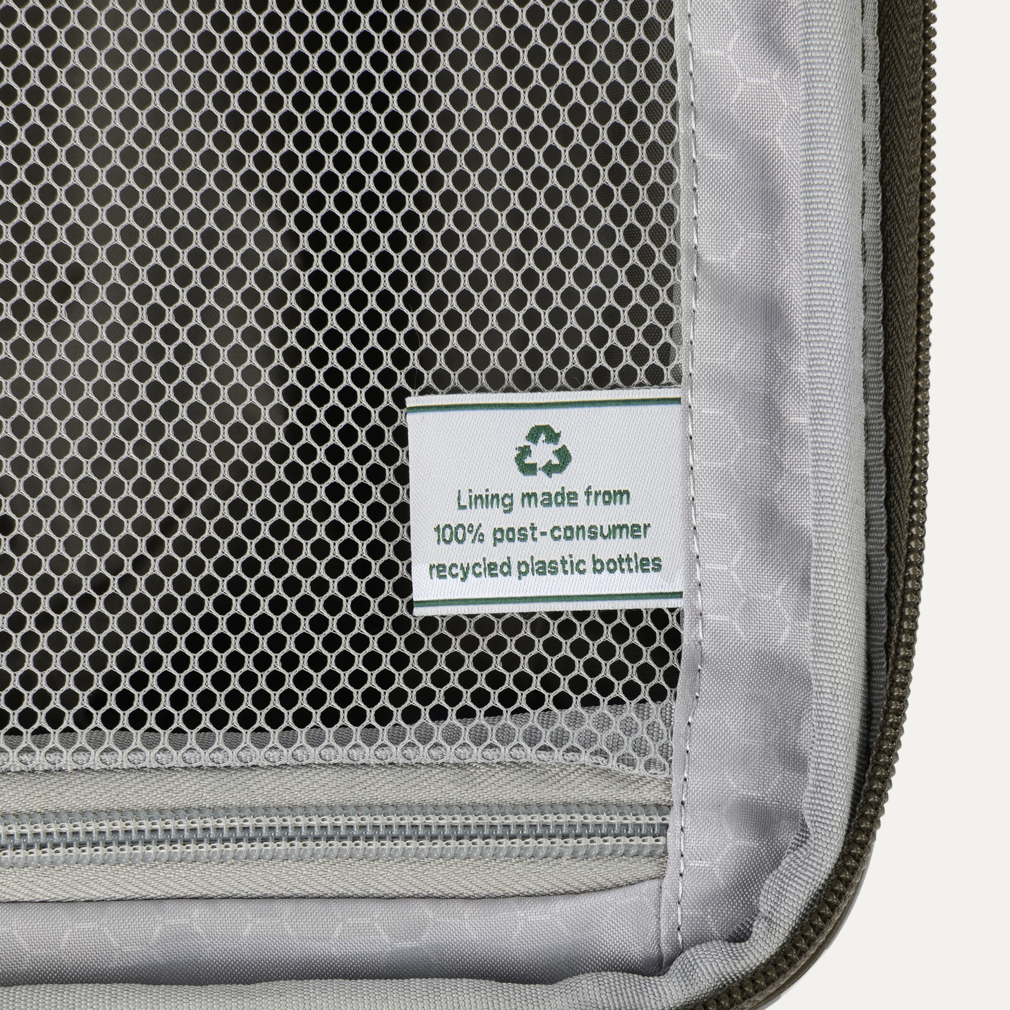 Maxlite® Air Slim Cabin Hard Shell Spinner 55cm (55 x 40 x 20 cm) - Image 19