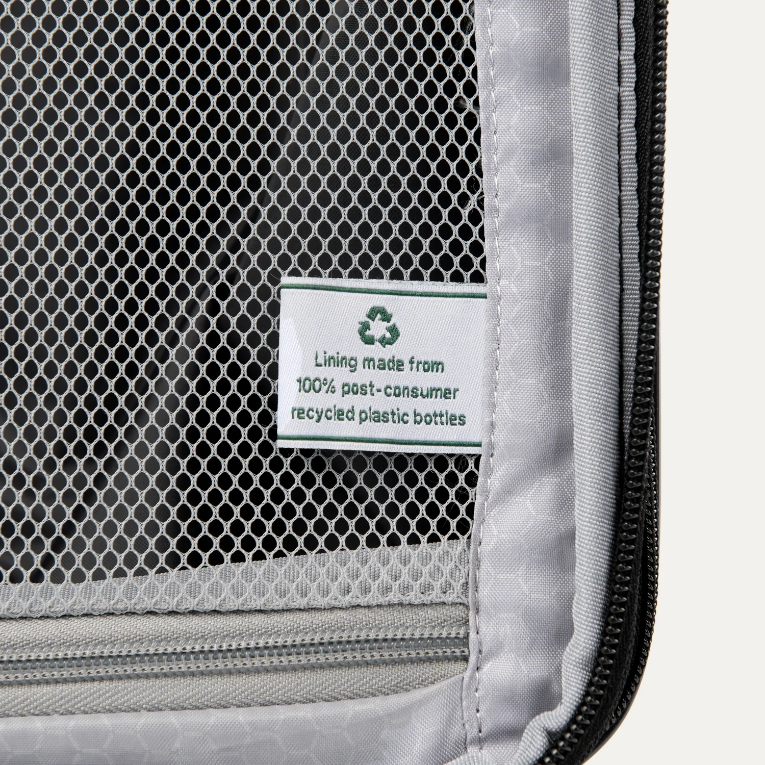 Maxlite® Air Slim Cabin Hard Shell Spinner 55cm (55 x 40 x 20 cm) - Image 39