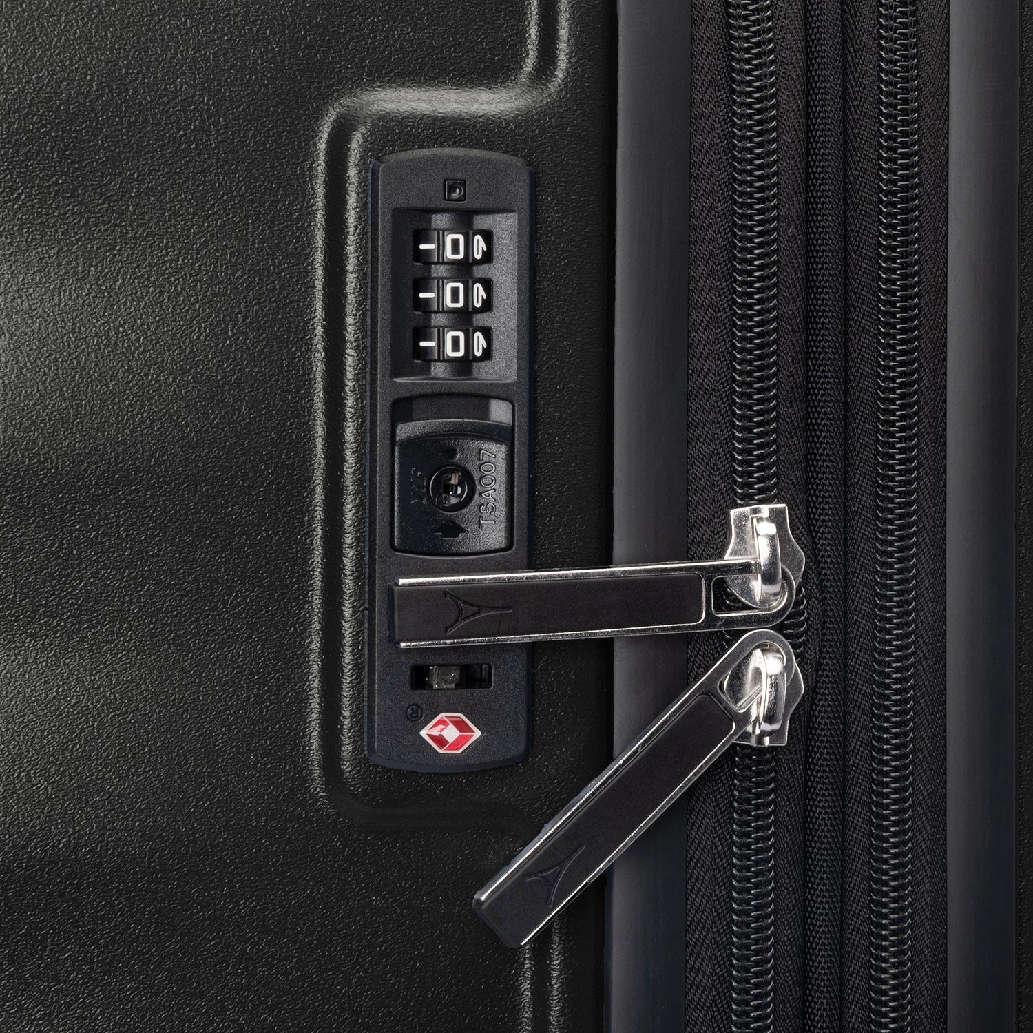 Maxlite® Air V2 Large Check-In Hard Shell Spinner (78 x 49 x 30 cm) - Image 25