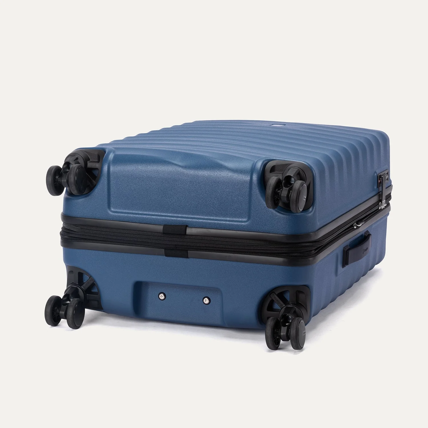 Maxlite® Air V2 Medium Check-In Hard Shell Spinner 70cm (70 x 44 x 28 cm) - Image 15