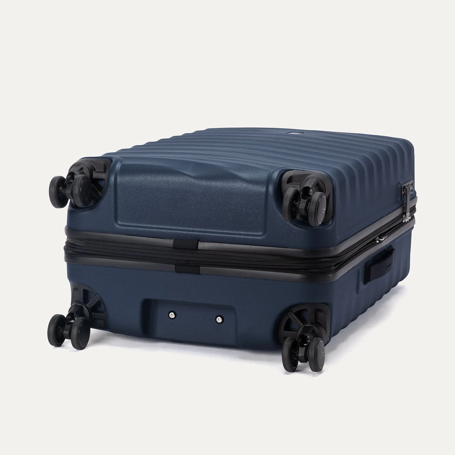 Maxlite® Air V2 Medium Check-In Hard Shell Spinner 70cm (70 x 44 x 28 cm) - Image 33