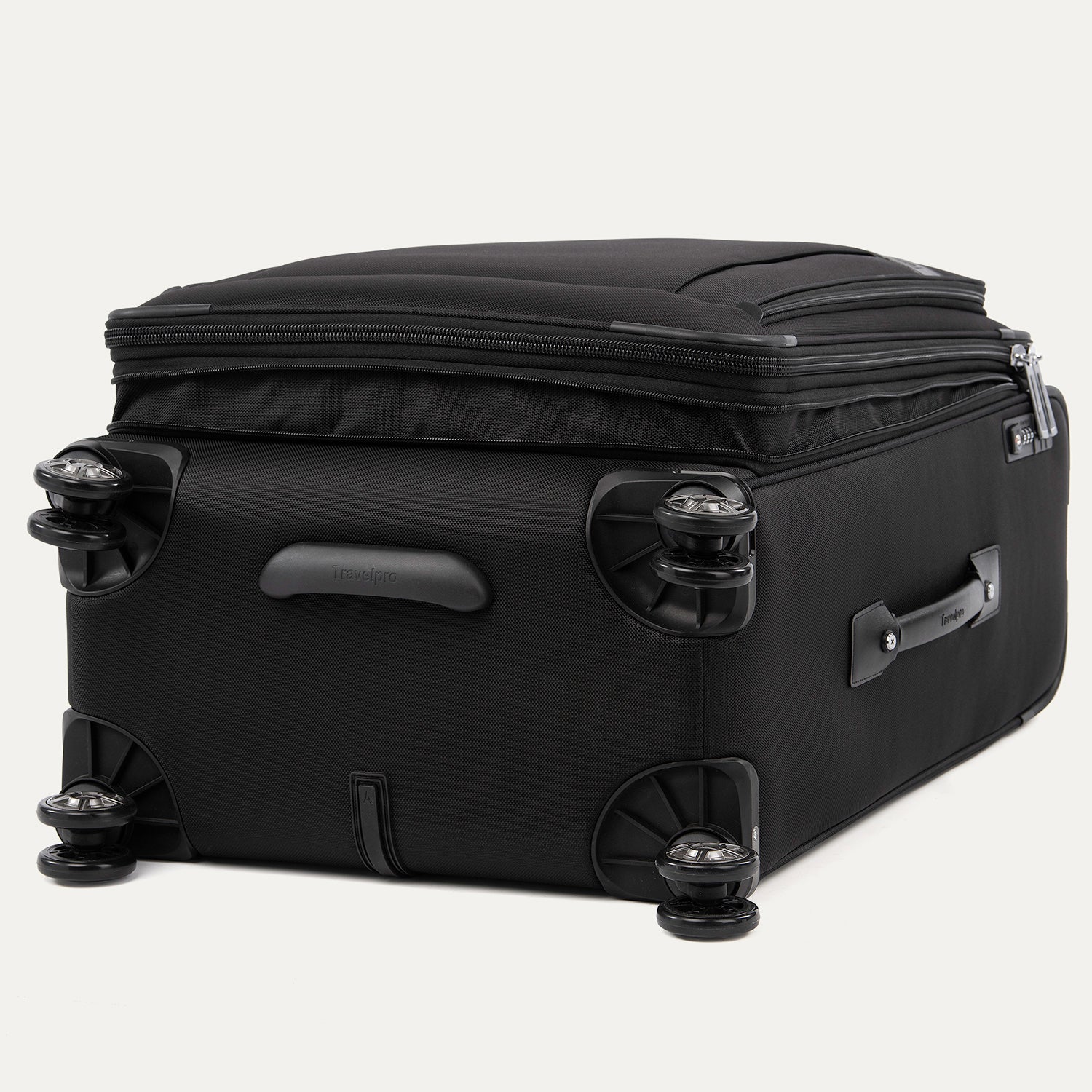 Platinum® Elite Medium Expandable Spinner (71 x 47 x 30 cm) - Image 32