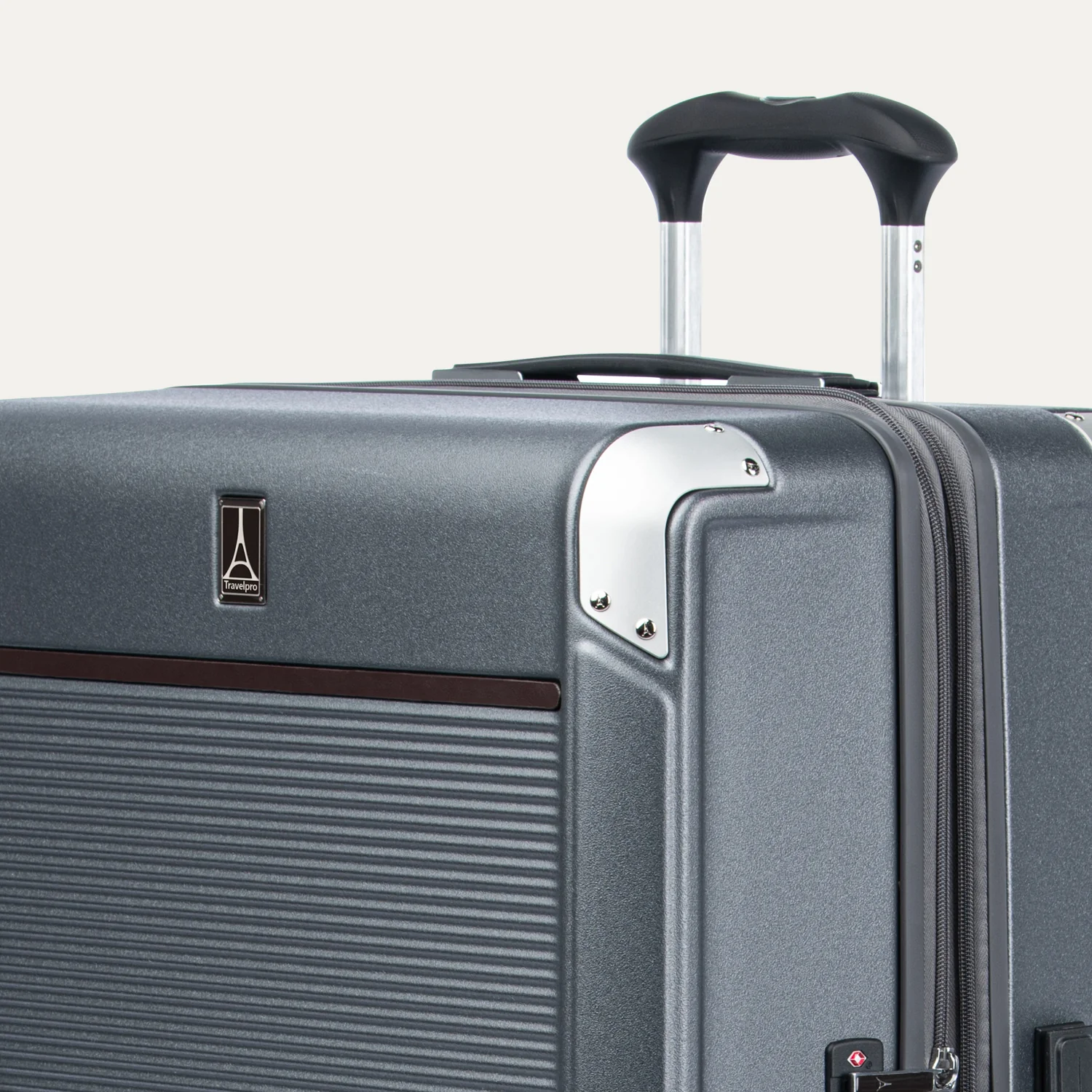 Platinum® Elite Large Expandable Hard Shell Spinner (76 x 46 x 34cm) - Image 35