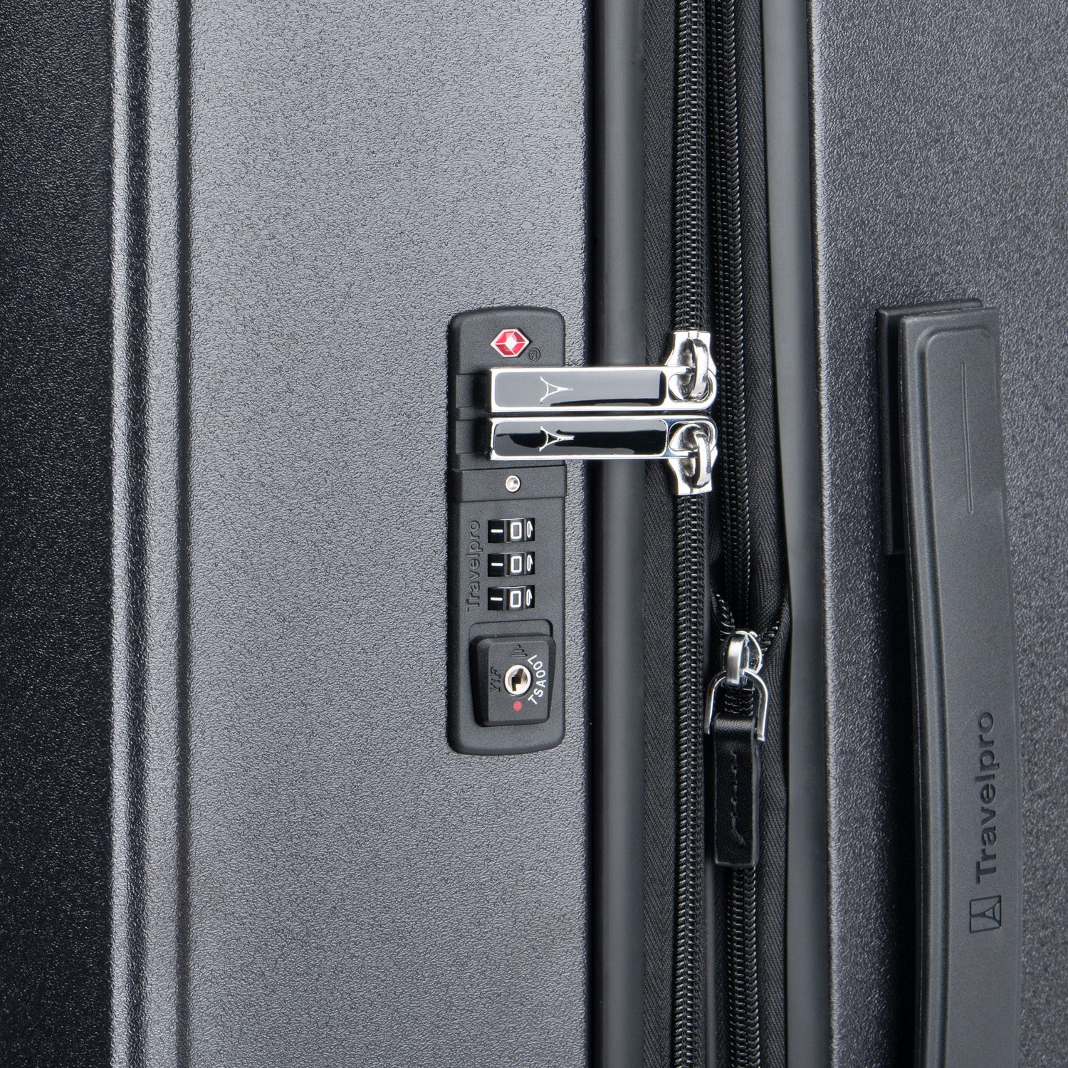 Platinum® Elite Large Expandable Hard Shell Spinner (76 x 46 x 34cm) - Image 45