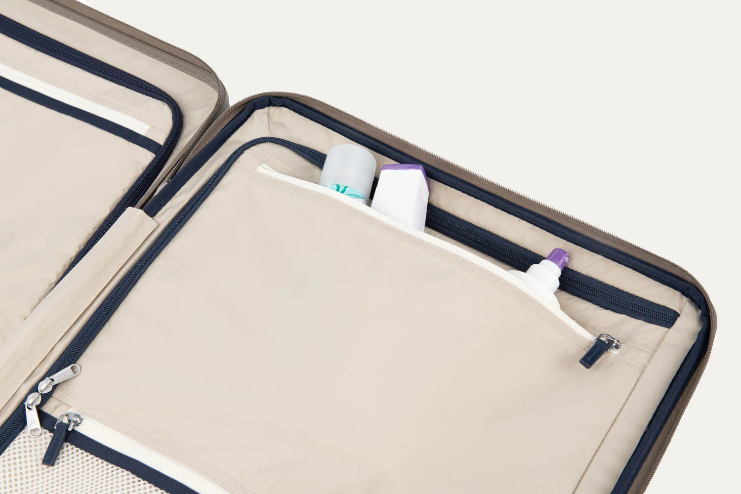 Platinum® Elite Large Expandable Hard Shell Spinner (76 x 46 x 34cm) - Image 8