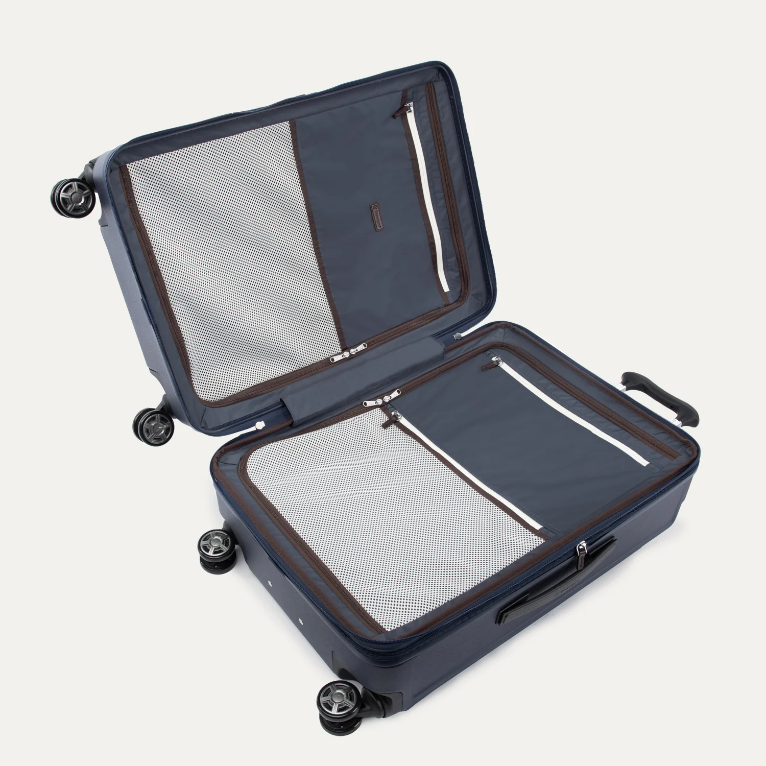 Platinum® Elite Medium Expandable Hard Shell Spinner (69 x 46 x 33cm) - Image 32