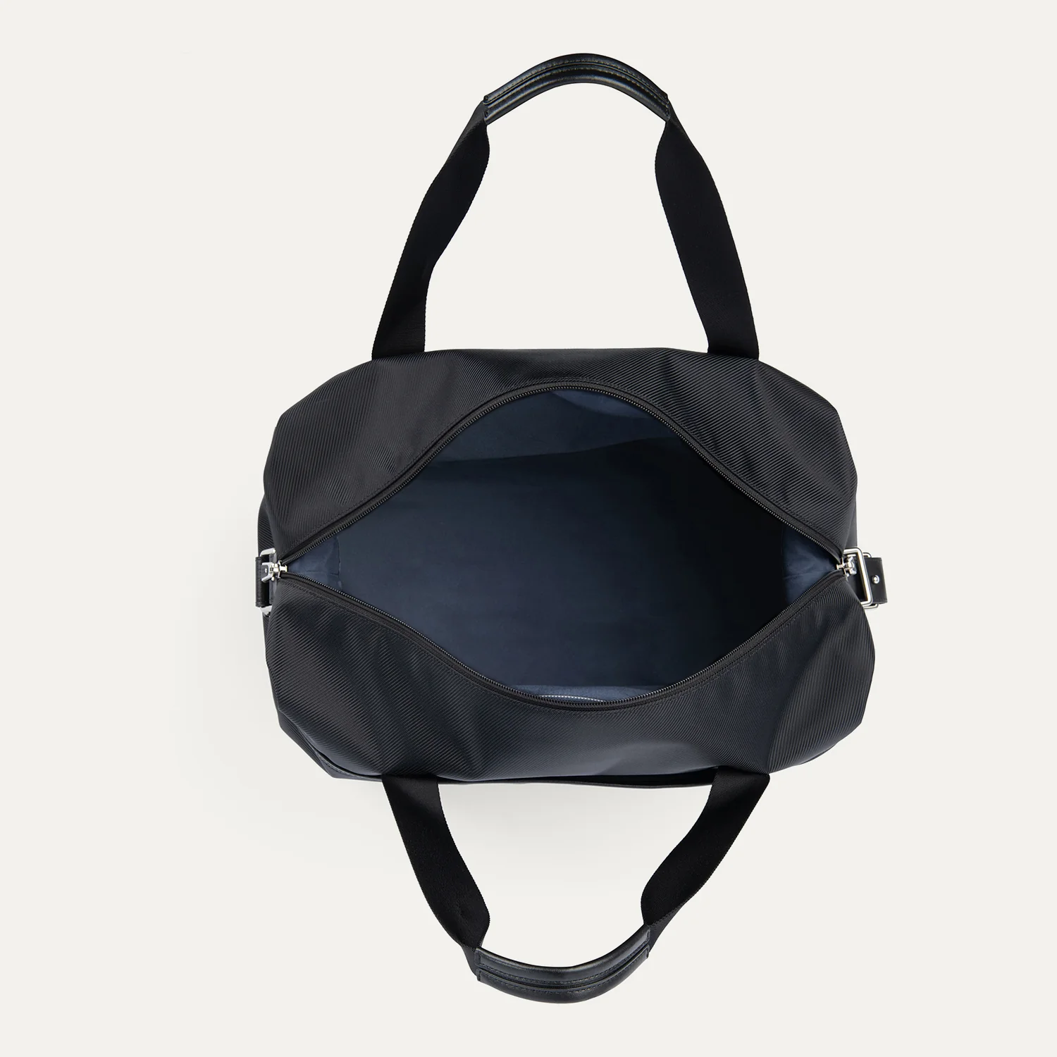 Travelpro® x Travel + Leisure® Drop-Bottom Weekender (38 x 47 x 23 cm ) - Image 27