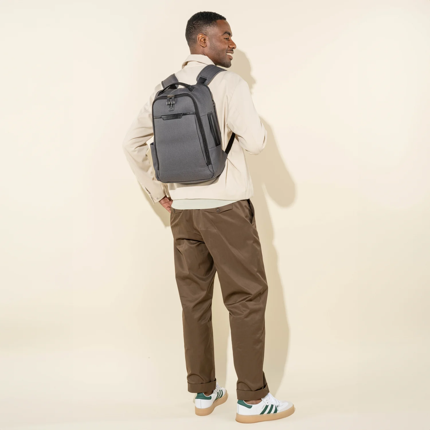 Travelpro® x Travel + Leisure® Slim Backpack (40  x 30 x 15 cm) - Image 12