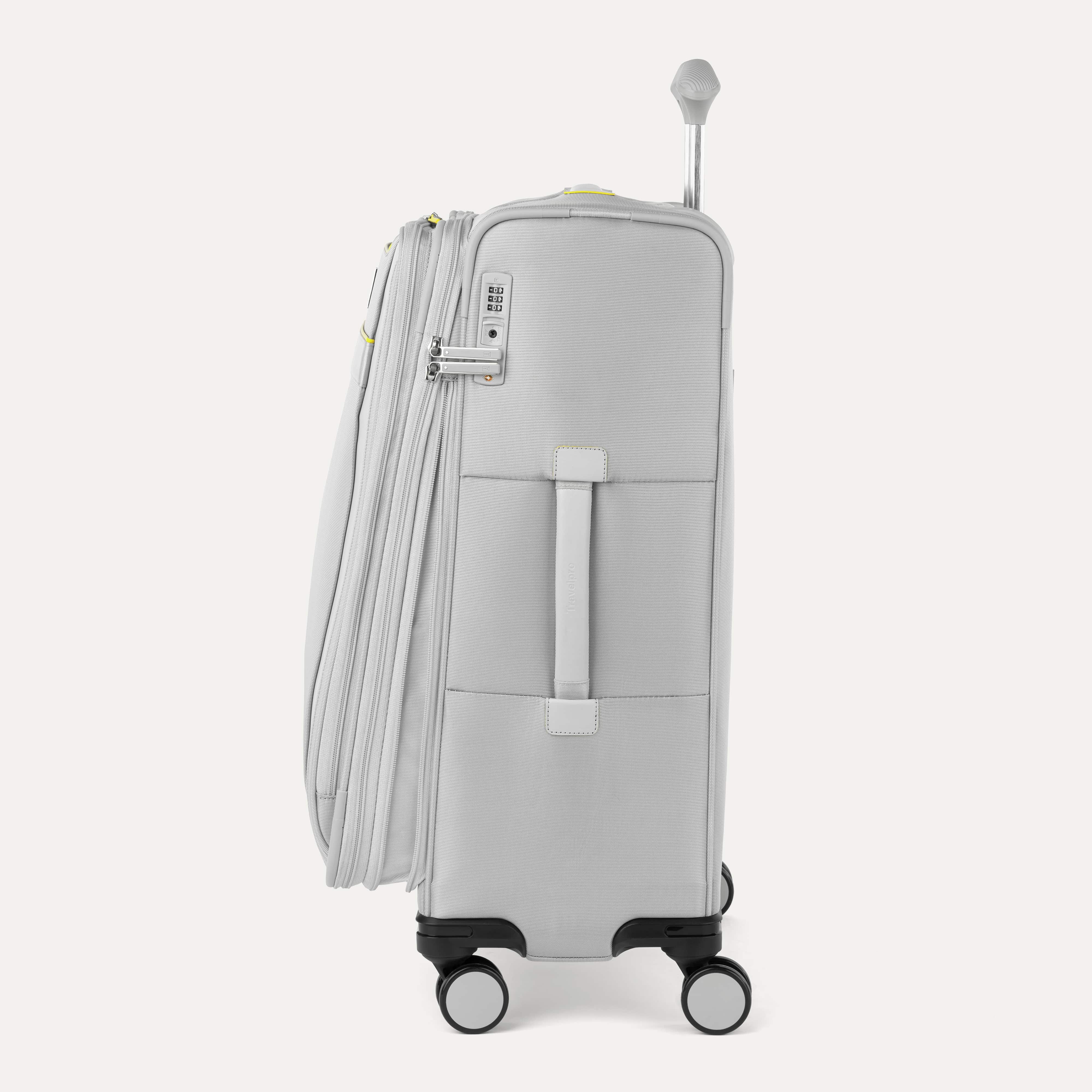 VersaPack®+ Medium Spinner 69cm (69 x 46 x 28 cm) - Image 37